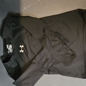 Under Armour Youth Small Fitted Cold Gear Long Sleeve Black Fitted Under Shirt